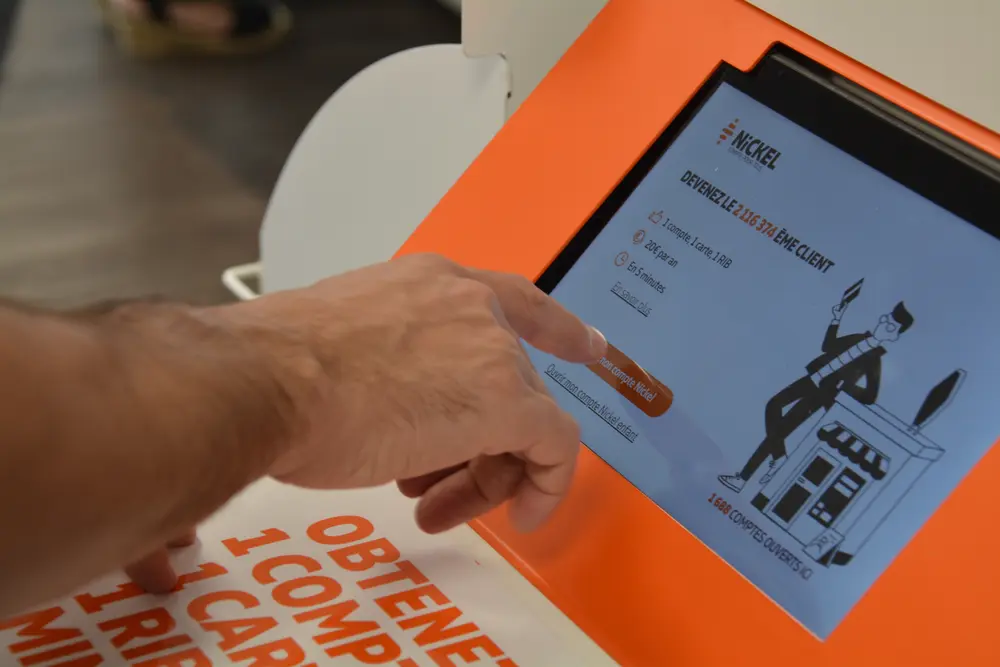 Nickel bankieren in de krantenwinkel