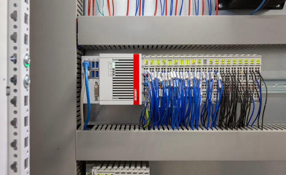 Het gebruik van een industriële PLC