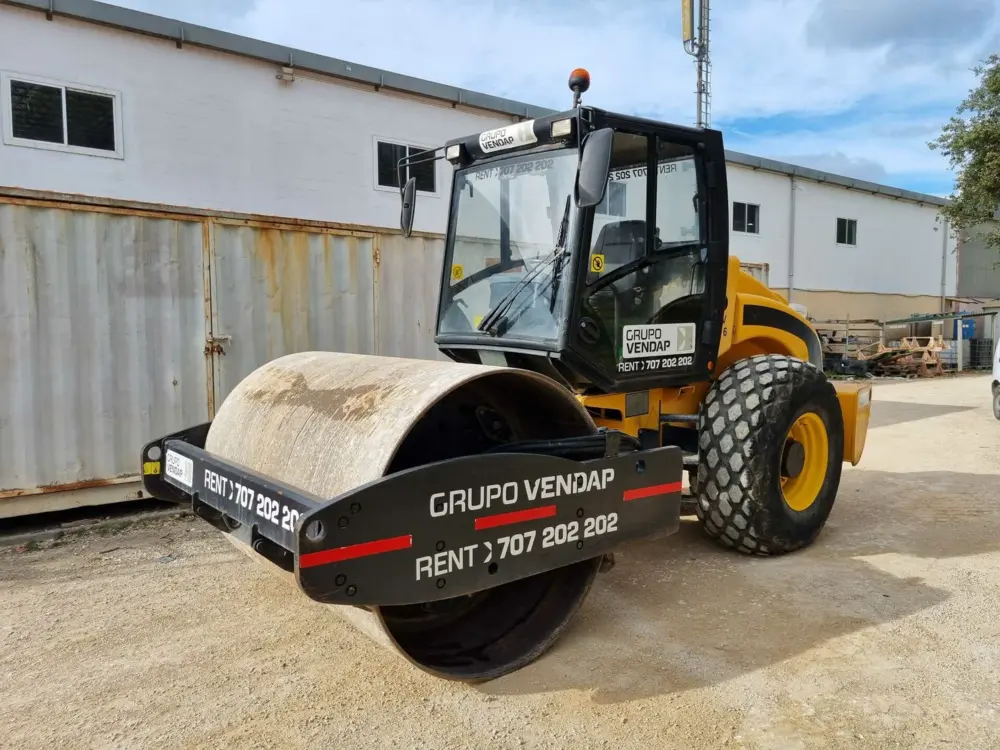 JCB VM 115 D Vibratoy Roller