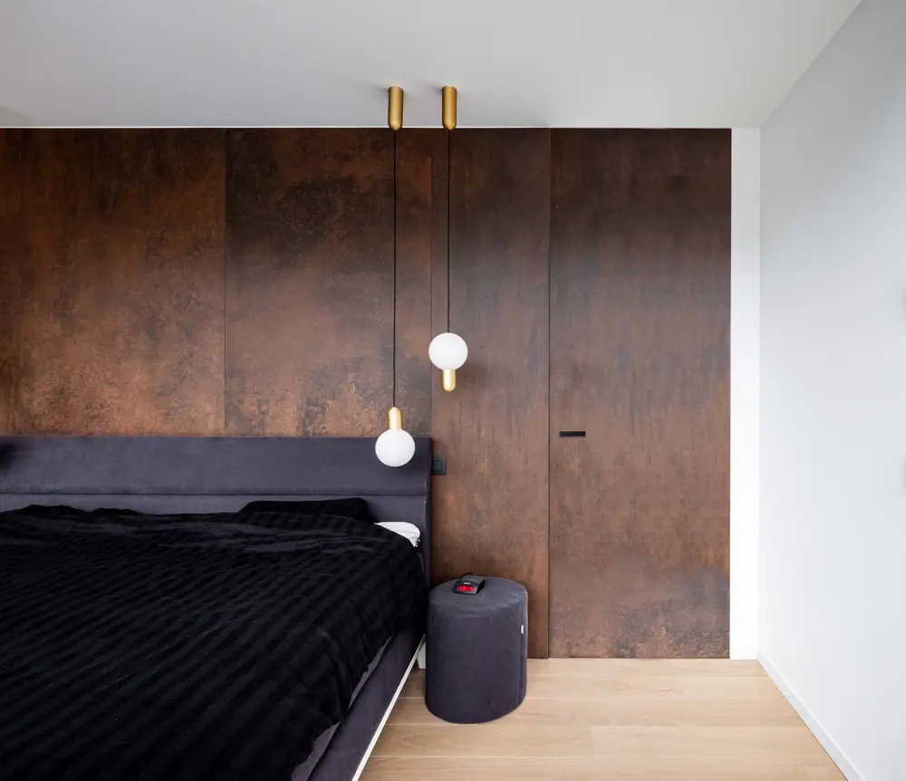 De specialist op het vlak van frameless deuren Xinnix blijft innoveren en brengt een eigen deur op de markt, X8