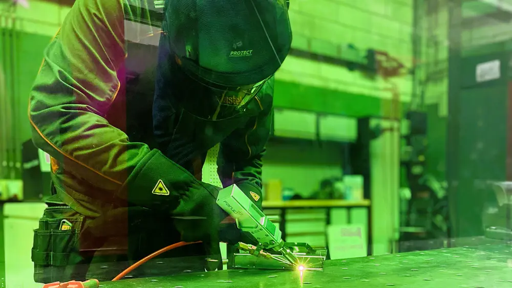 De gratis verkrijgbare whitepaper 'Veiligheid bij handheld laserlassen' biedt het meest complete overzicht op het vlak van laserveiligheid