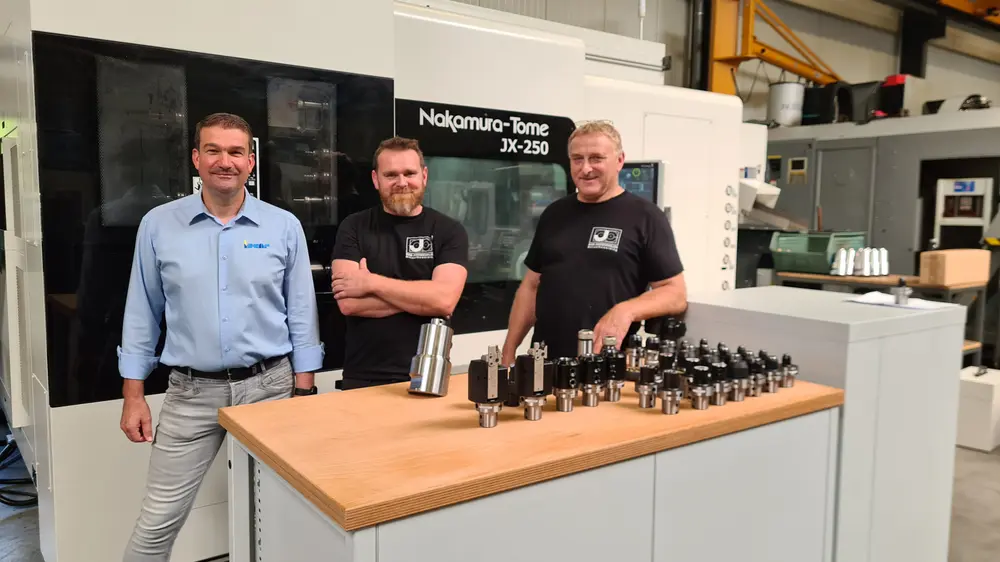 Jan Vanluydt (Iscar) samen met Ben en Rik Jannsenswillen