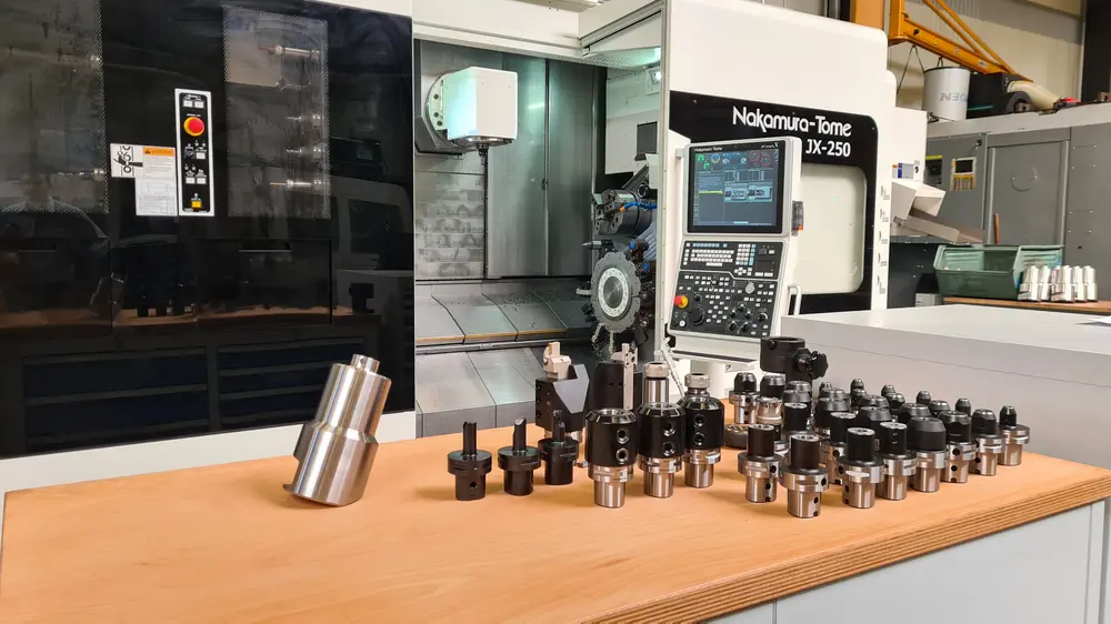 finaal productie met multitasking machine