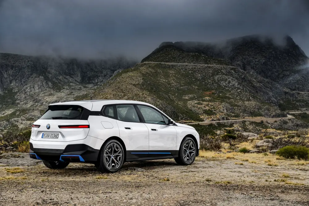 De iX is een technologiedrager waarvan de duurzaamheid in een veel ruimere milieucontext getaxeerd moet worden