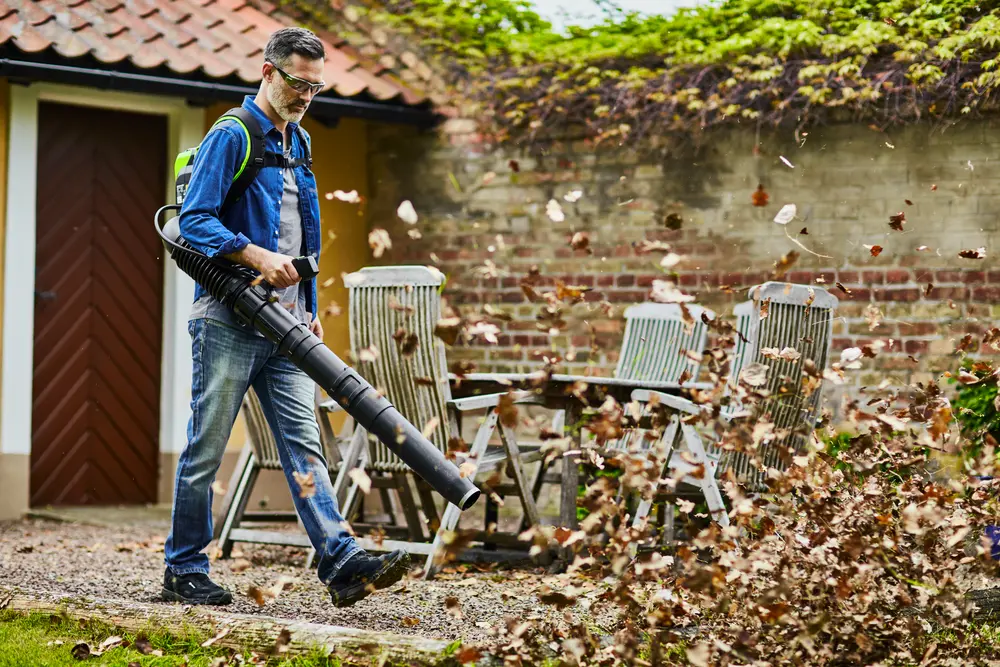 Greenworks ontwikkelt duurzaam accugereedschap voor in de tuin
