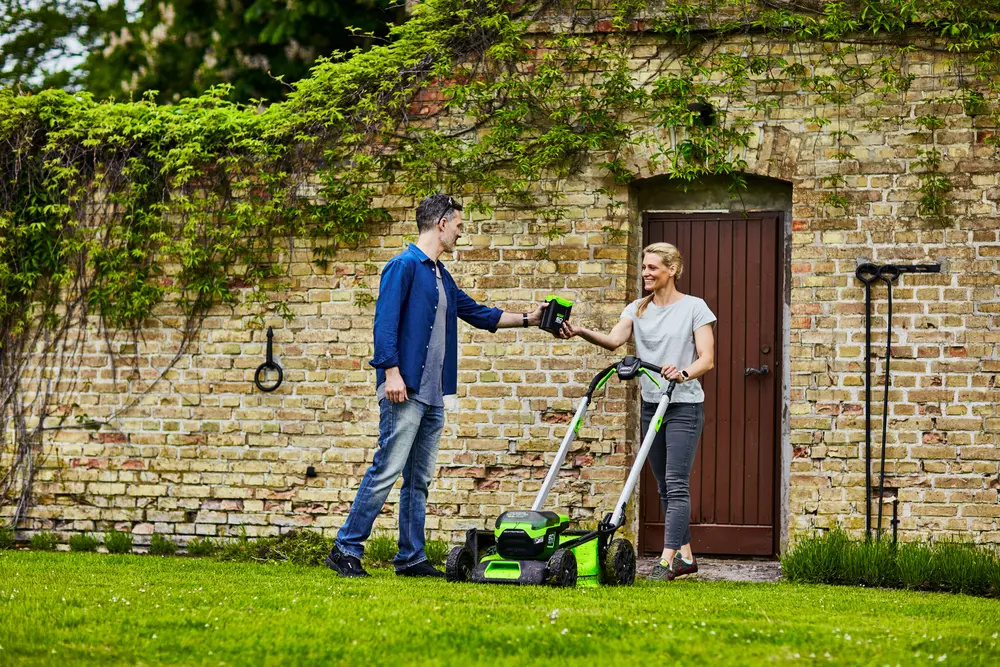 accugereedschap voor in de tuin van Globe Technologies, Greenworks