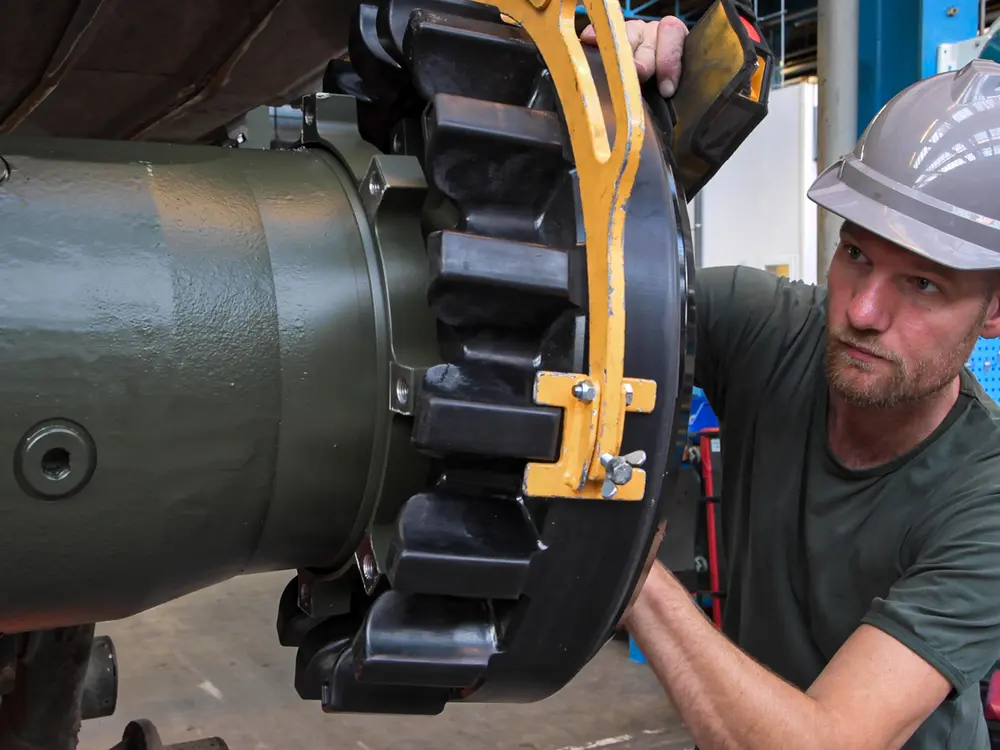Ondertussen is de helft van de tracks reeds vervangen
