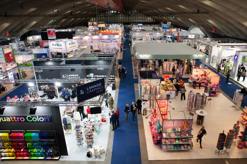 Paper Show 