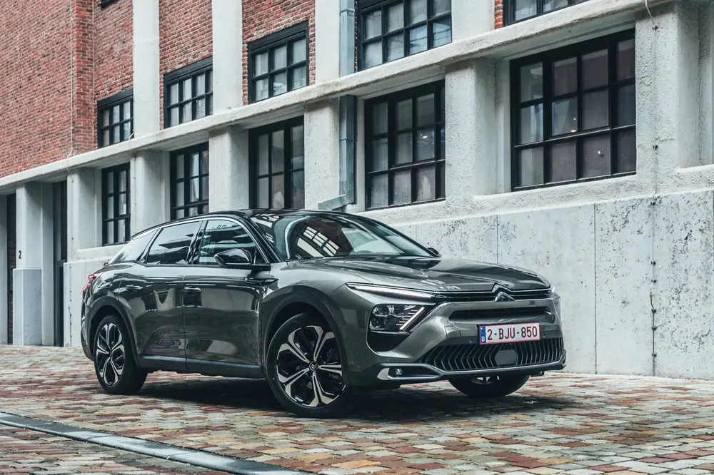 Rijtest Citroën C5 X 225 PHEV