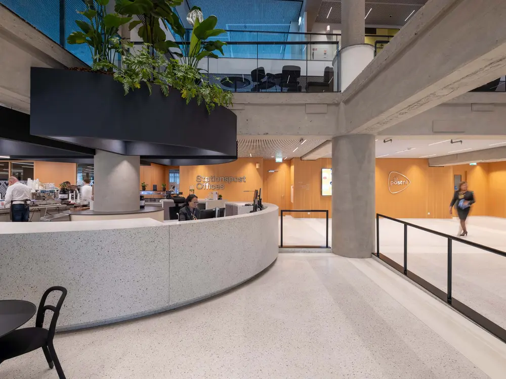 postnl kantoor den haag