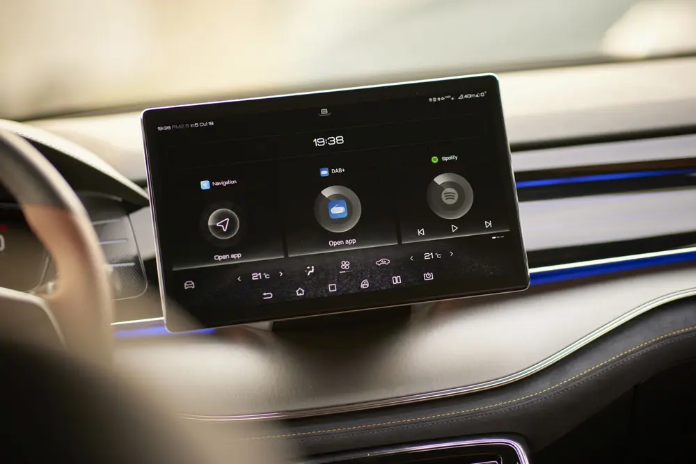 Rijtest BYD Tang EV 19