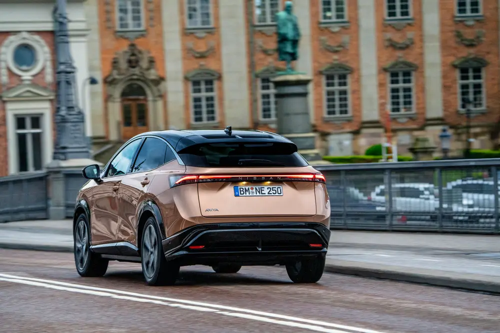 Rijtest Nissan Ariya FWD 8