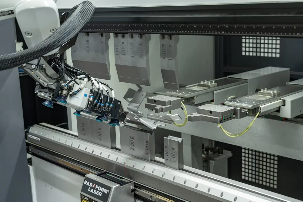 Dyna-Cell plooimachine van LVD