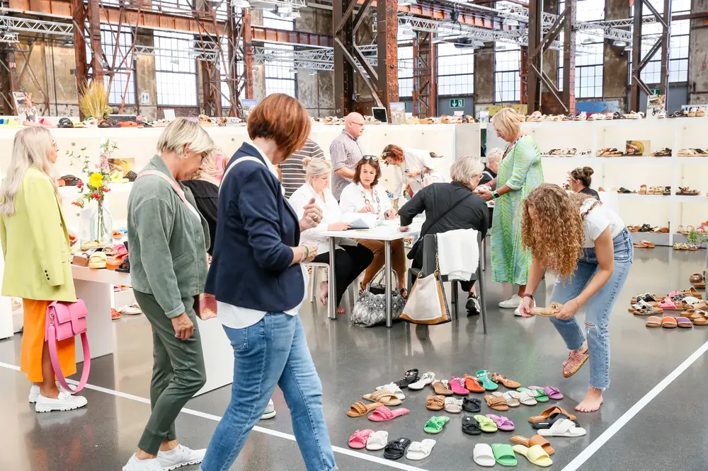 Igedo shoes dusselfdorf slideshow 1