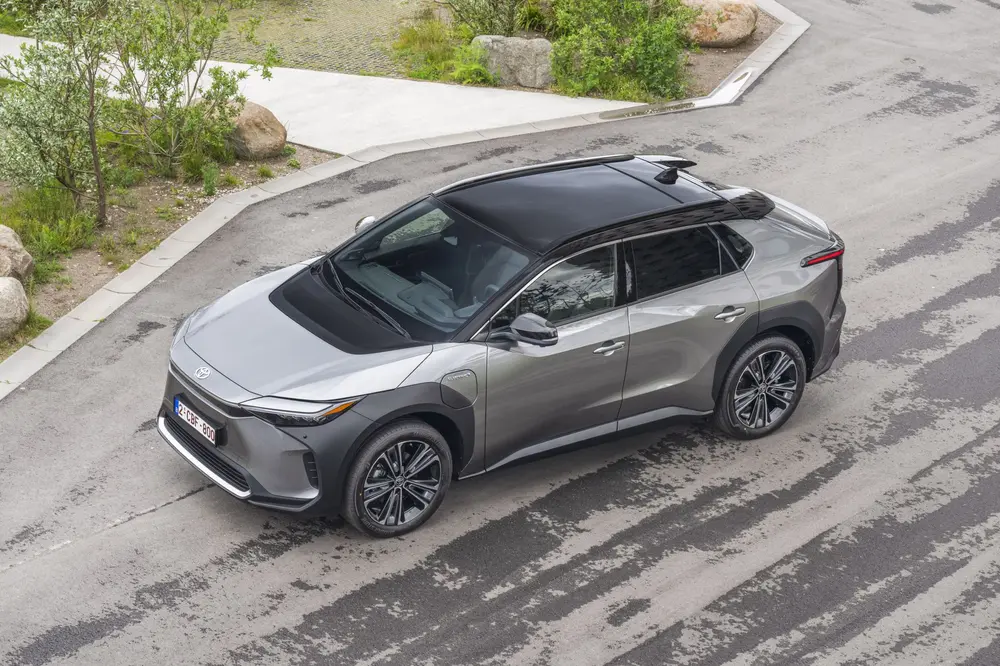 Rijtest Toyota bZ4x AWD