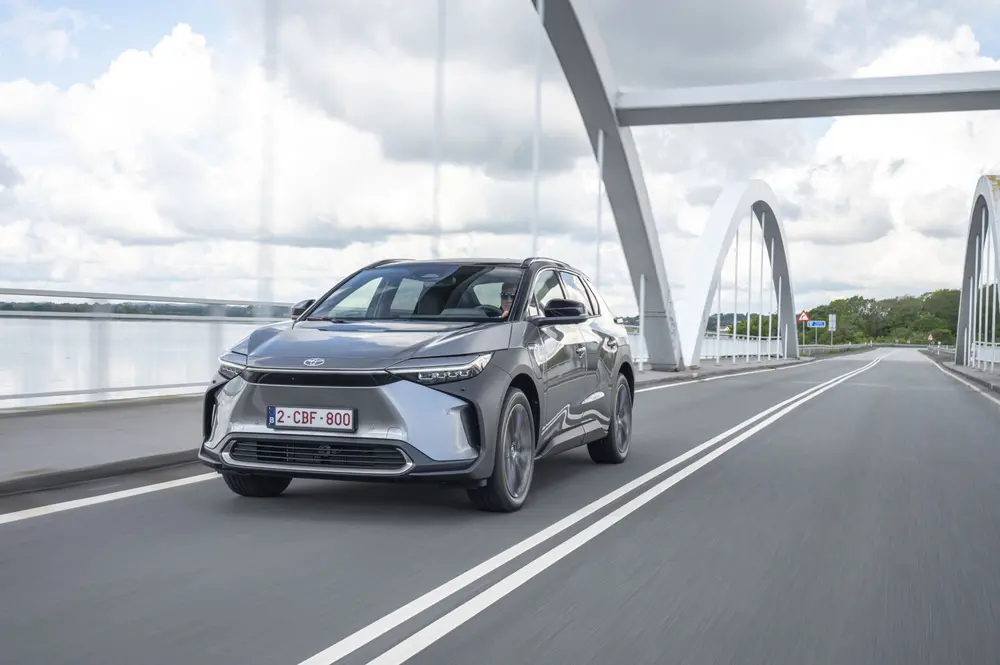 Rijtest Toyota bZ4x AWD 9