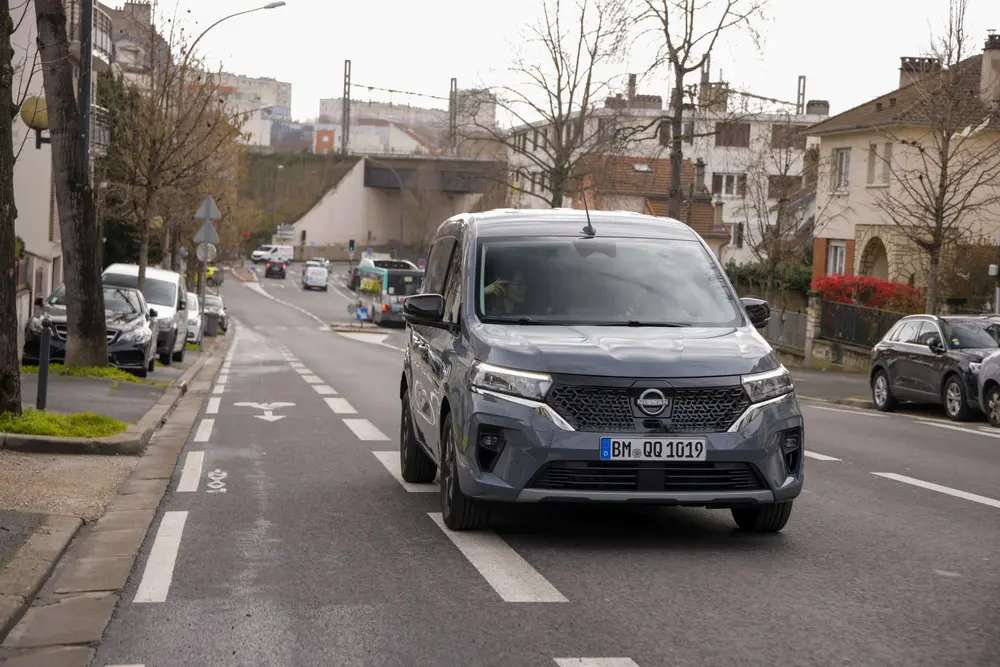 Rijtest Nissan Townstar Van EV 1