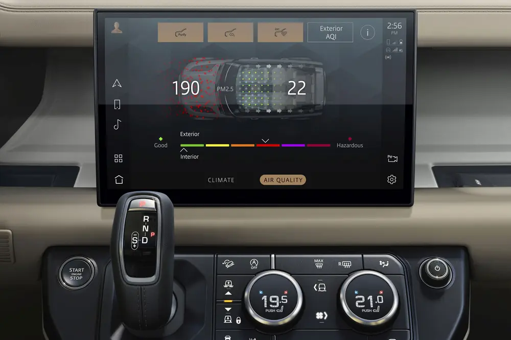 Rijtest Land Rover Defender 130 (mHEV) 7B