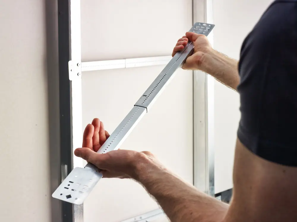 2. Schuif de uiteinden in elkaar.