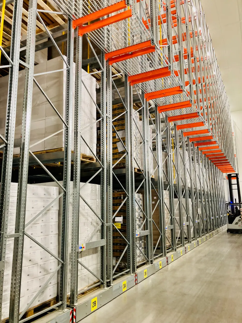 Diepvriesmagazijn Dely Wafels Estaimpuis Dexion