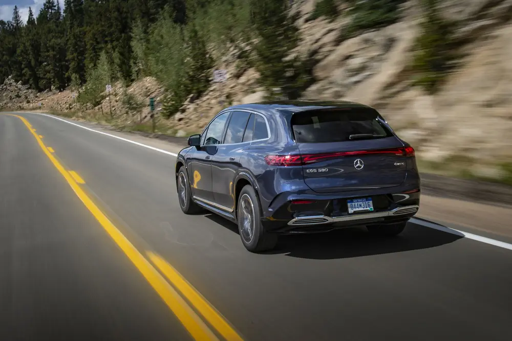 Rijtest Mercedes-Benz EQS SUV 580 4Matic 2