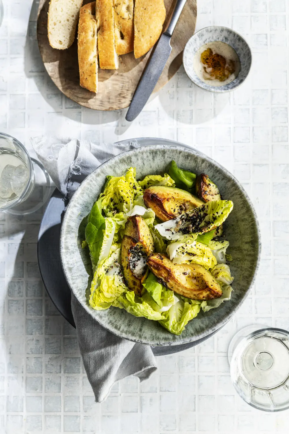 Salade met Romeinse kropsla