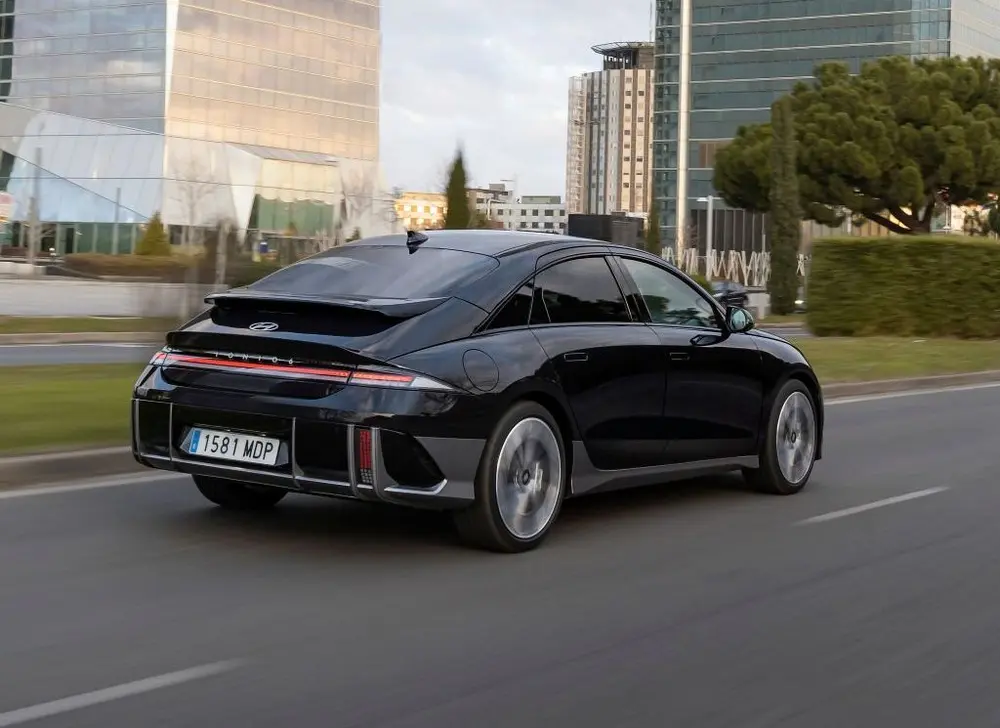 Rijtest Hyundai Ioniq 6 LR RWD 13