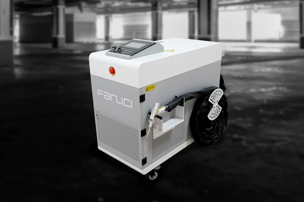 Fanuci Compact laserlastoestel
