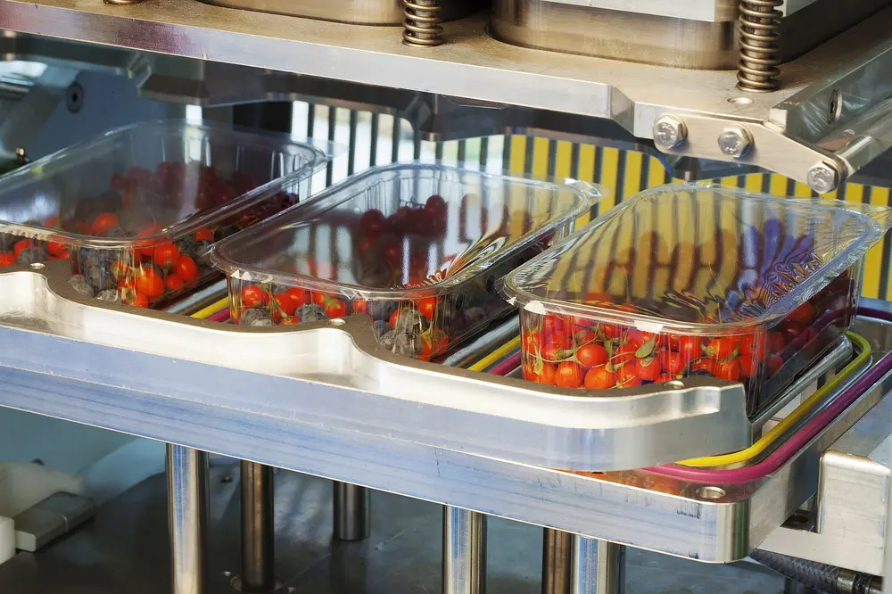 Un operculage tendu, brillant et antibuée