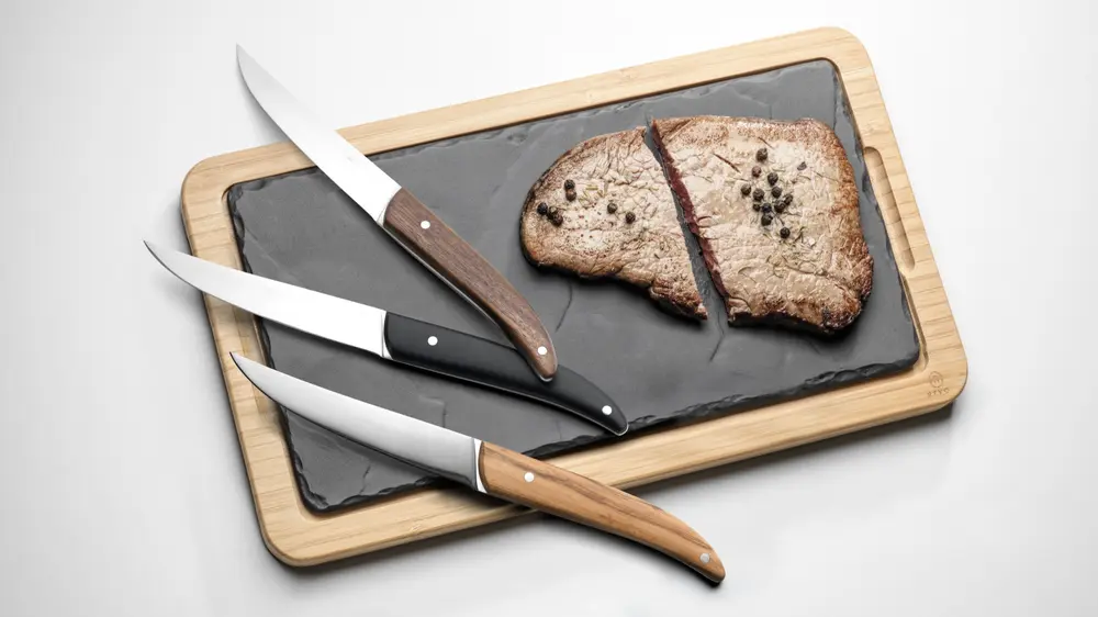 Met de steakmessen van Eternum snijdt u een mals stuk vlees moeiteloos in één beweging.