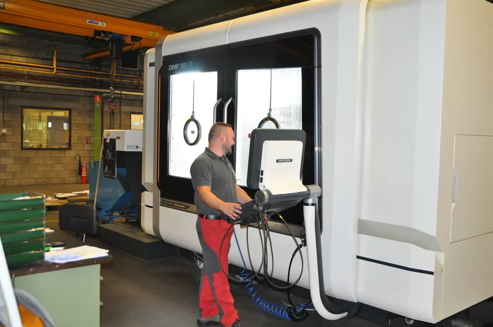 DMF 180 5- assig bewerkingscentrum