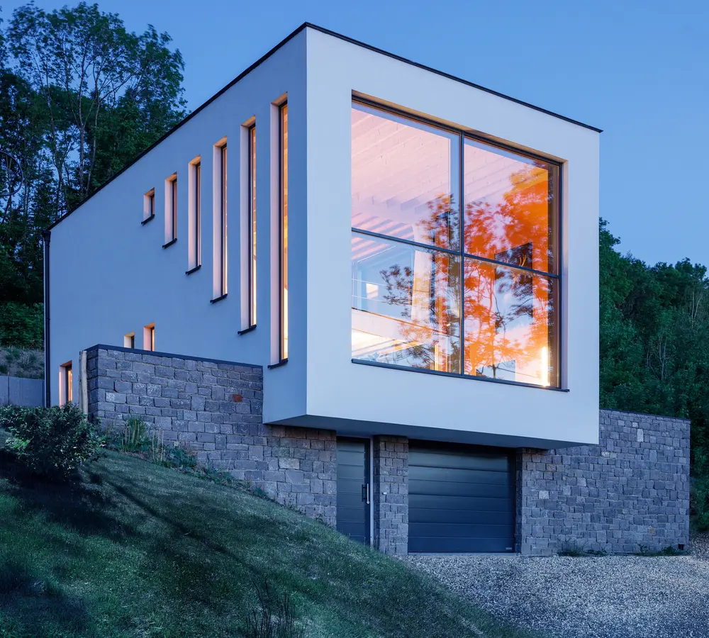 Murs-rideaux et châssis hautes performances