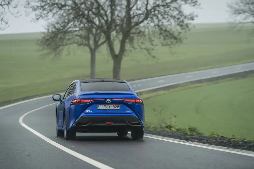 Rijtest Toyota Mirai (2e generatie) 9