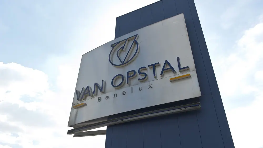 Van Opstal logo reportage