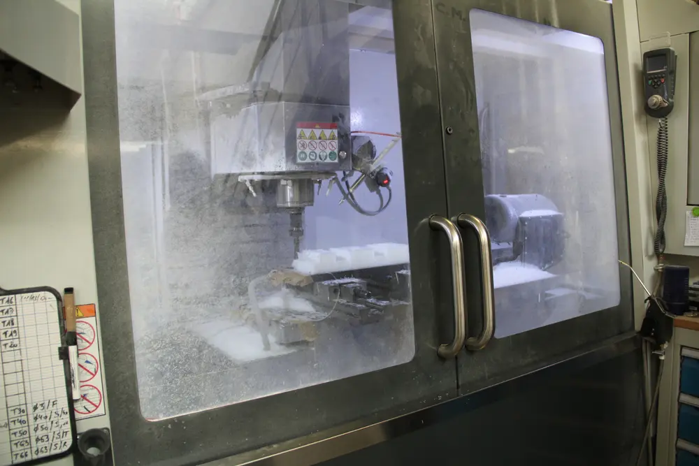 Resarm CNC-bewerkingscentra