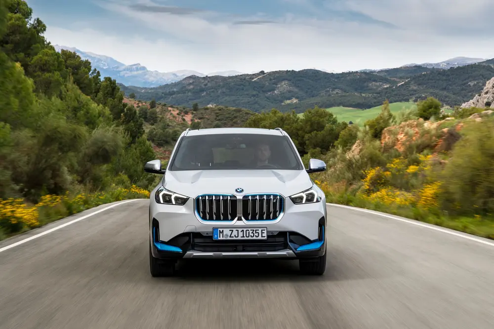 Rijtest BMW iX1 Xdrive 30 1
