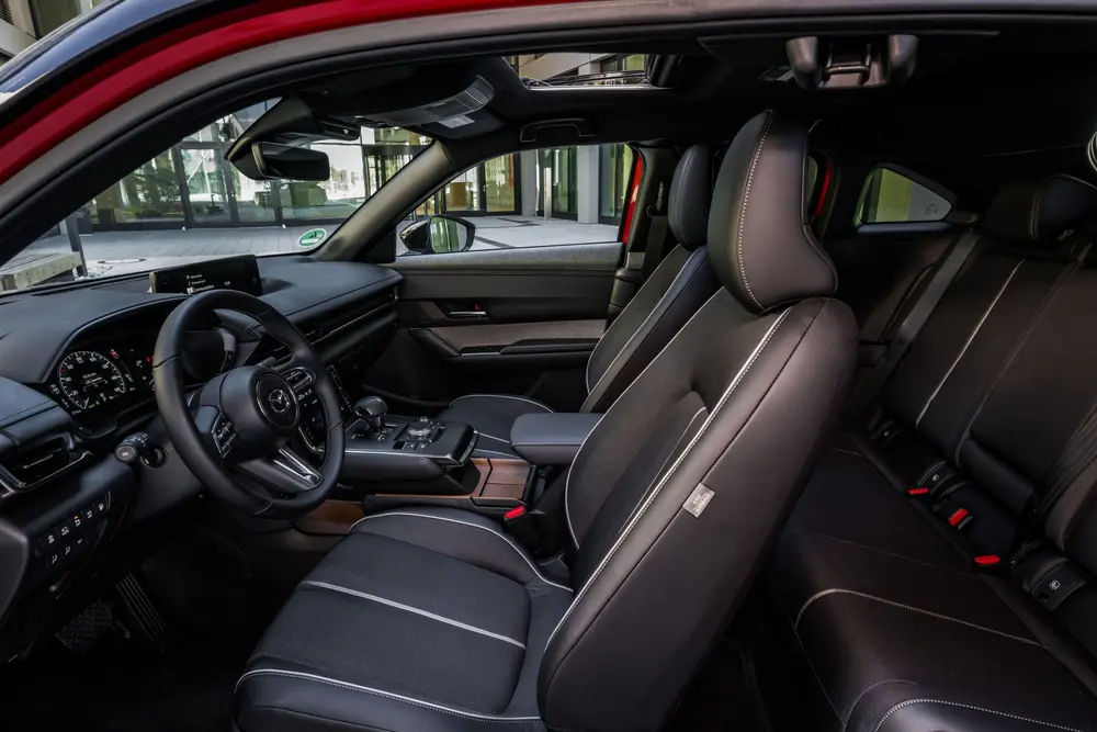 Rijtest Mazda MX-30 e-SkyActiv R-EV 8