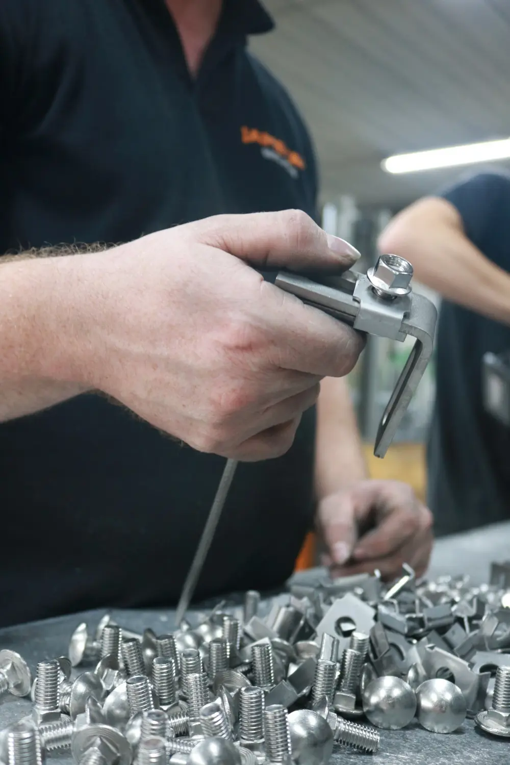 Onderdeel verzaagd op de nieuw JIH-I zaagmachine