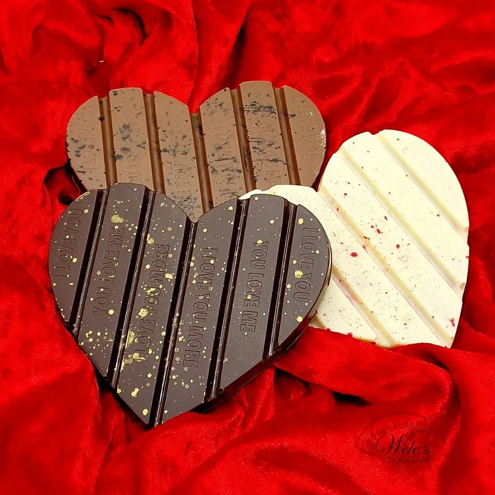 Drie chocoladeharten Wele\'s Chocolade