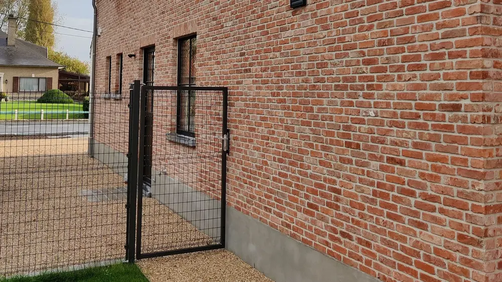 Egidia Bekafor draaipoorten