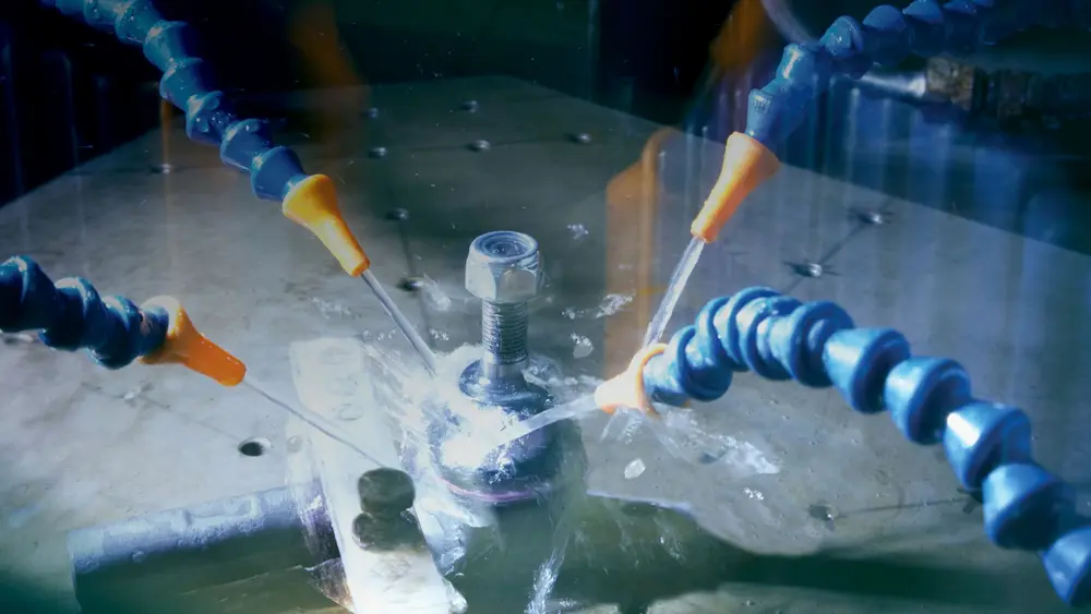 Het smeermiddel dat gebruikt wordt in Sidem-onderdelen werd ontwikkeld in samenwerking met Klüber Lubrication. Het garandeert een veel langere levensduur dankzij een soepelere beweging en de bescherming tegen waterinfiltratie 2