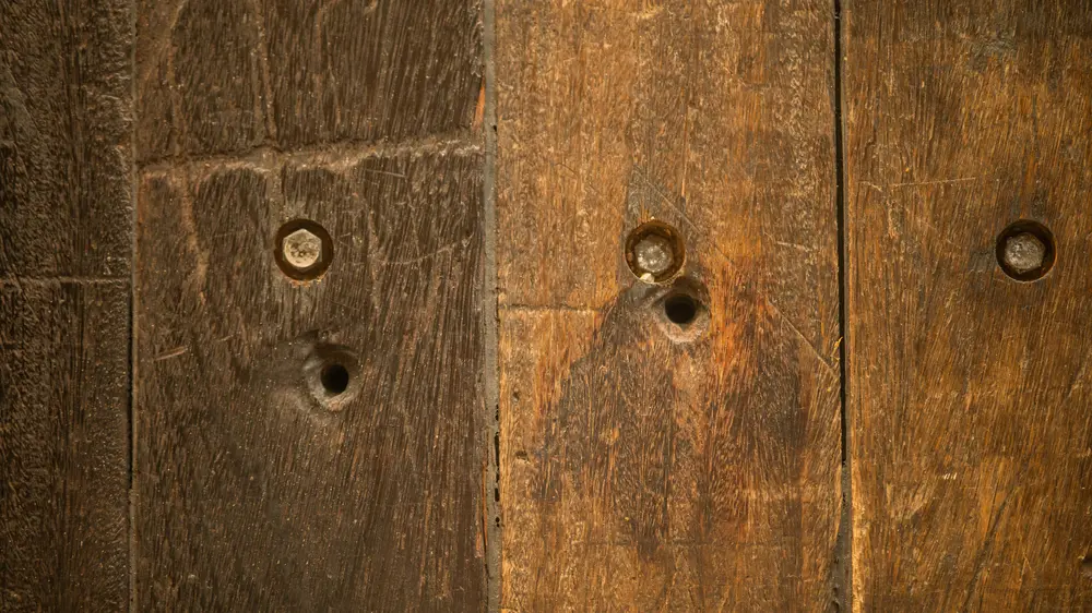 Detail oud hout trein CremeFresh