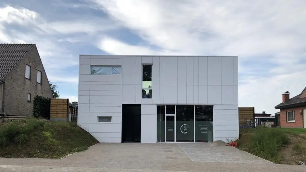 Van Holder gevel totaal