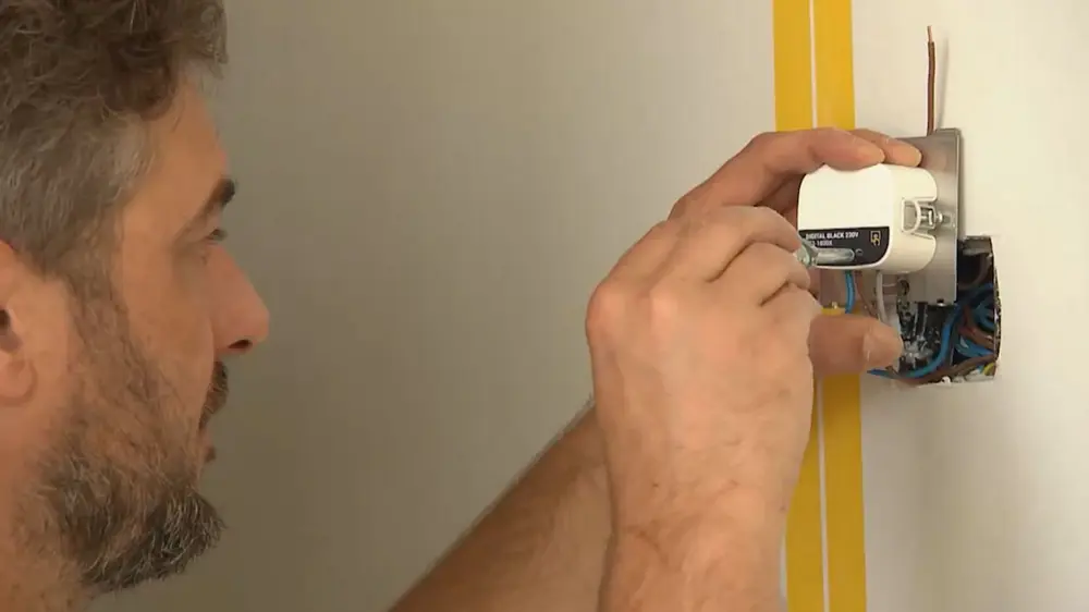 bedieningsscherm installeren