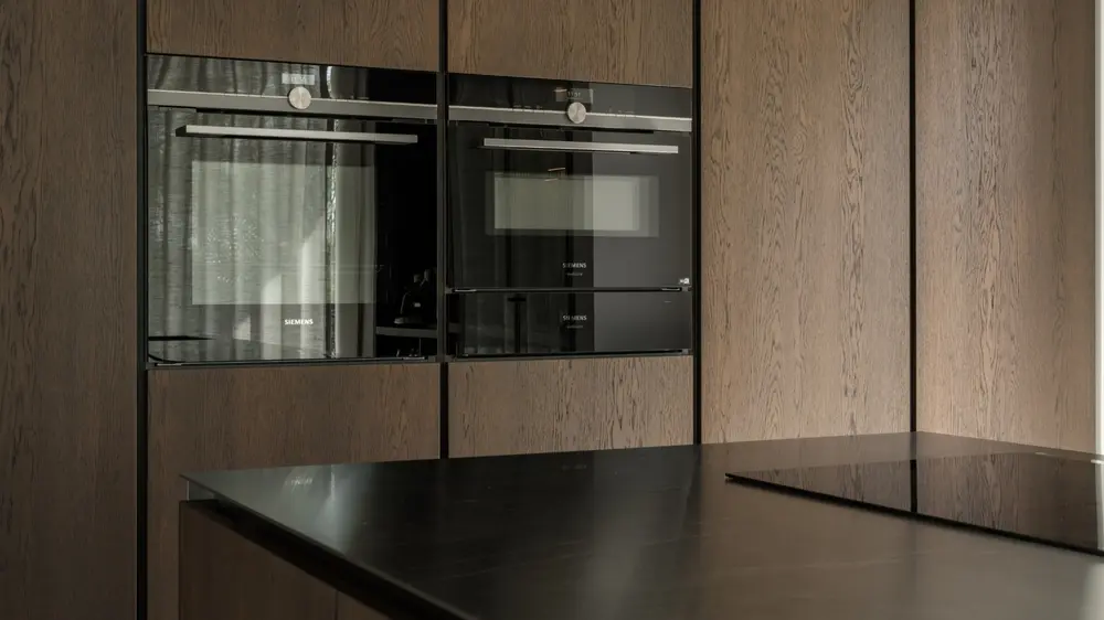 Baens Afwerkingsbedrijf ingewerkte toestellen