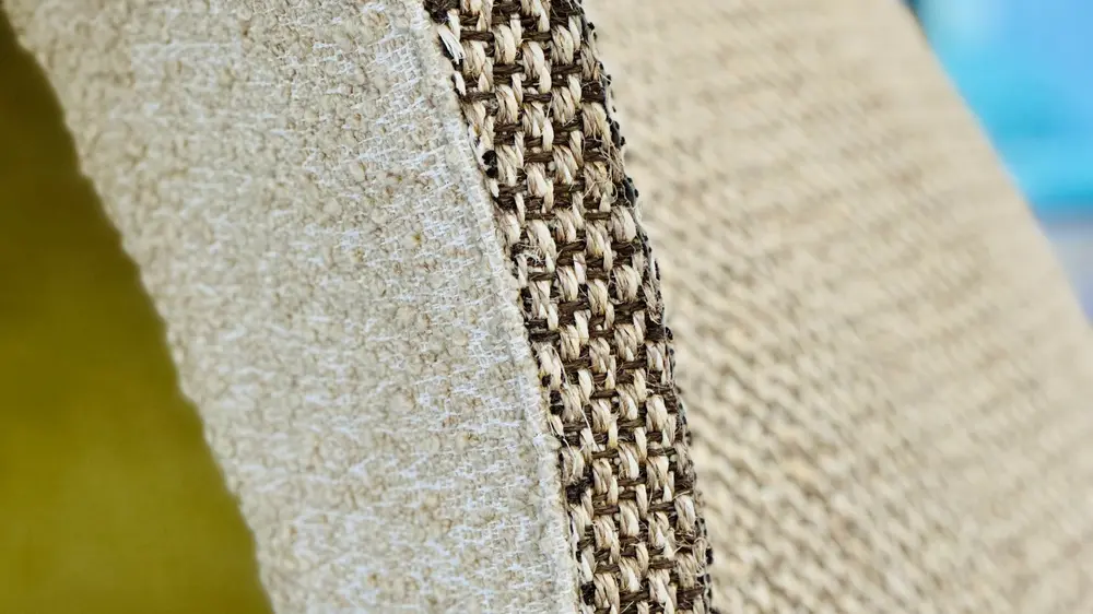 Binnenzijde van bouclé, buitenzijde van kokostapijt