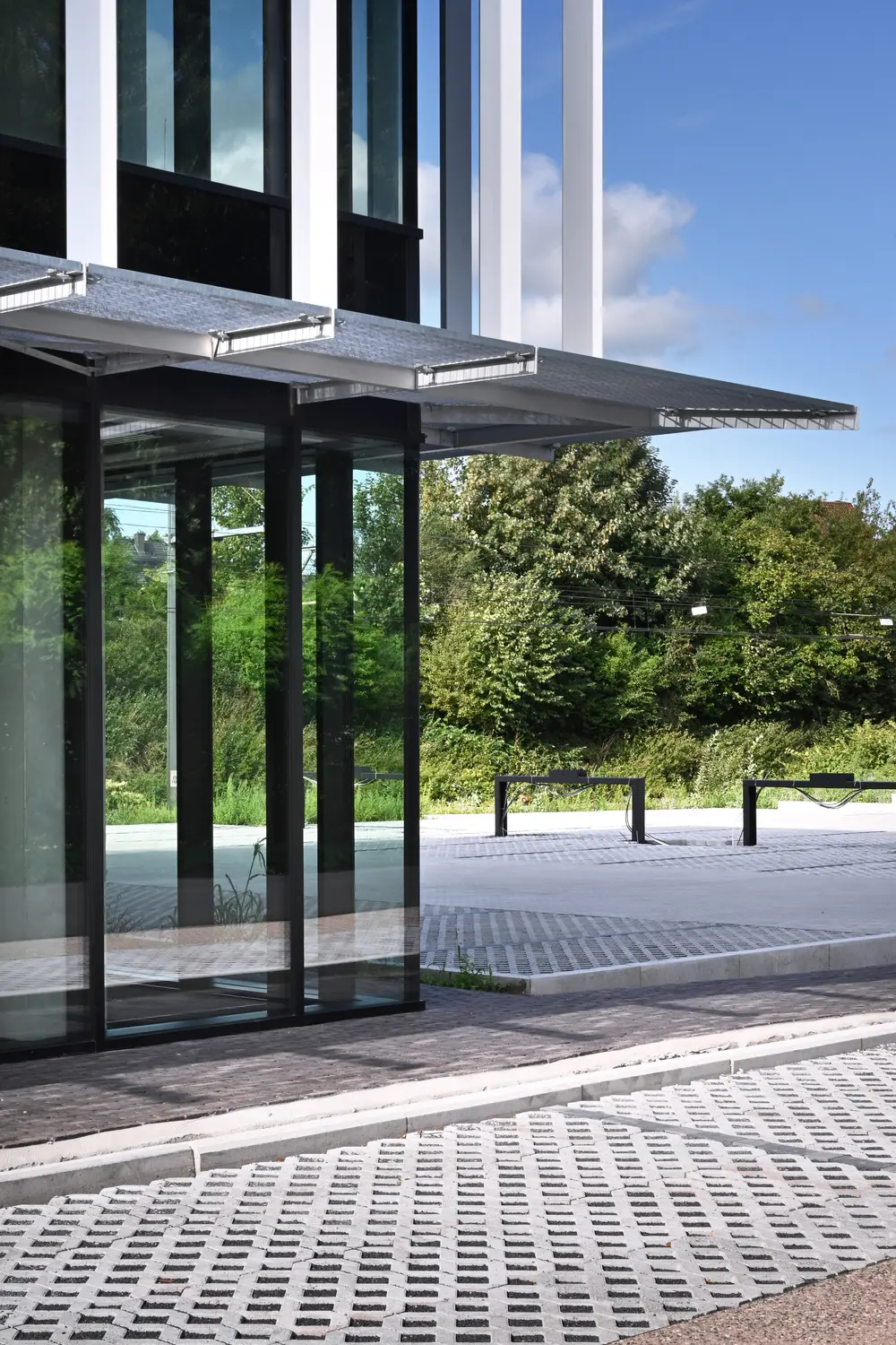 Group Ceyssens ingang KAS