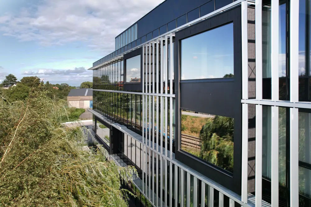 Group Ceyssens KAS zijkant