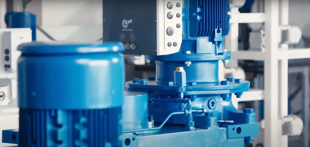 SAFOMI-IEC adapter voor mixers