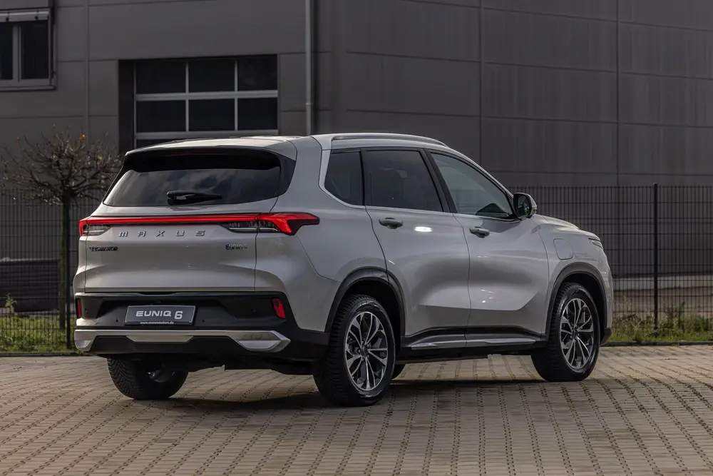 Nieuw: Maxus eUniq6 02